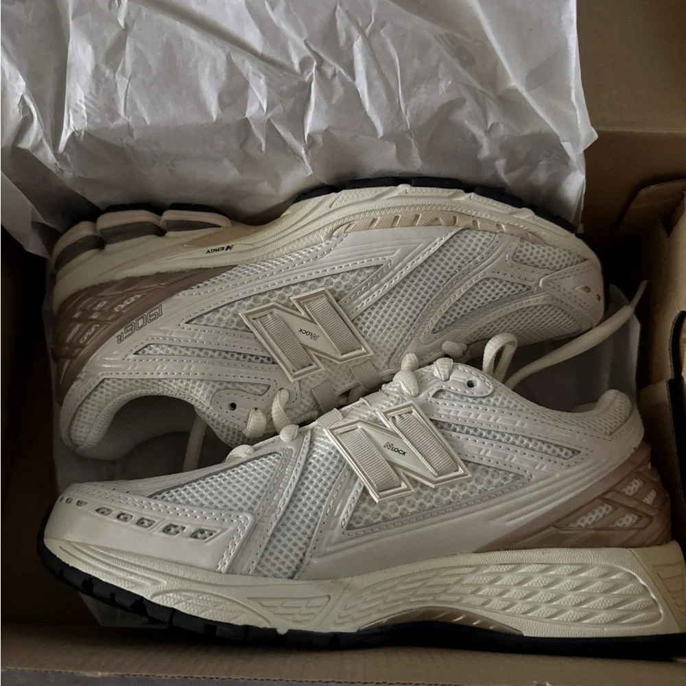 New Balance 1906r - Picture 2 of 4